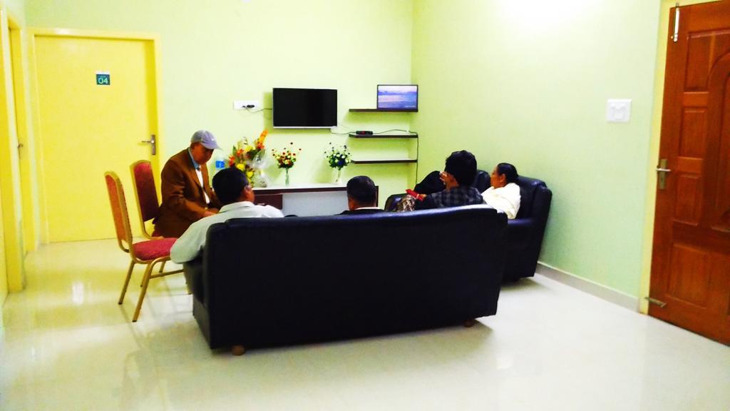 Ashirwad Homestay Guwahati Esterno foto